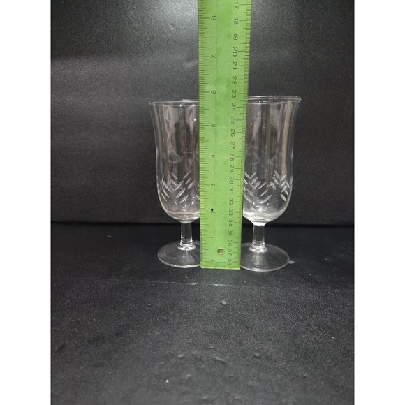 Etched Glass Champagne Glasses, Clear Wine Stemware Set, Vintage Glass Drinkware - Picture 8 of 9